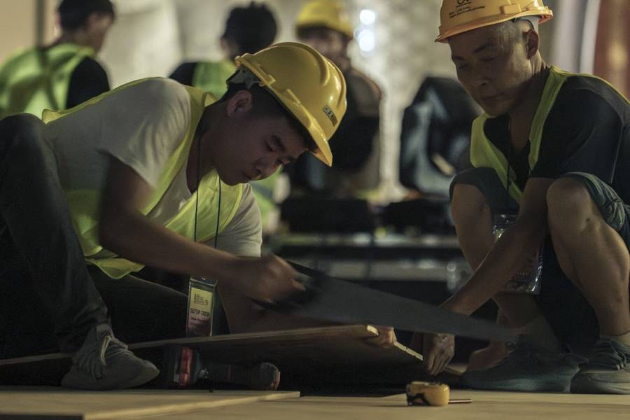 倒計時一周!11個集裝箱燈彩運抵曼谷,泰國豫園燈會燈組安裝近半