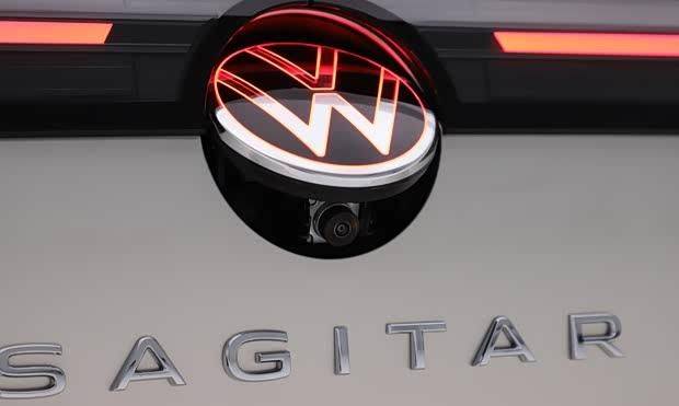 一汽-大眾速騰L正式發布:軸距加長 設計全面革新