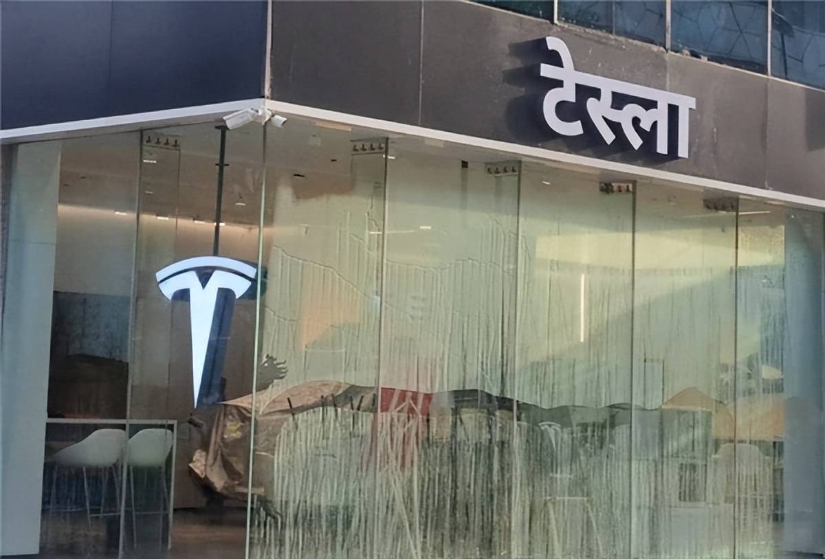 沒拿“三哥”當自己人!Model Y印度上市,價格讓國內車主直呼幸福