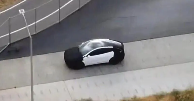 看了6座加長版Model Y L ,我覺得它并不好賣 圖片