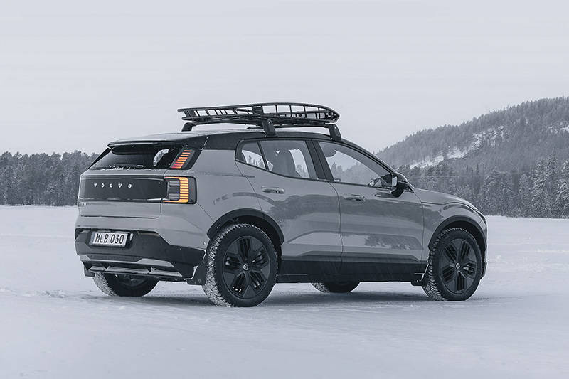 為出行提供更多情緒價值,沃爾沃EX30 CC上市售23.38萬元