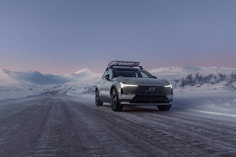 為出行提供更多情緒價值,沃爾沃EX30 CC上市售23.38萬元