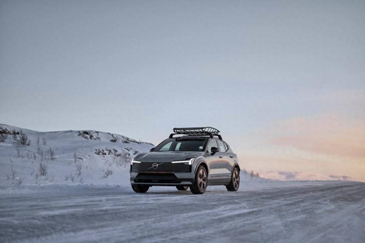 沃爾沃最便宜的CC車型并不便宜,EX30 Cross Country還值得買嗎?