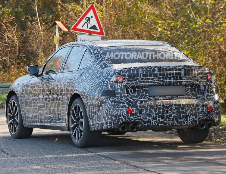 全新換代寶馬3系明年上市?現款25萬內落地,等換代還是抄底?