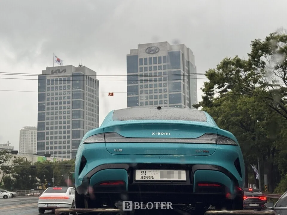 小米SU7出現在韓國街頭,韓媒稱買家為現代汽車 小米SU7出現在韓國街頭,韓媒稱買家為現代汽車
