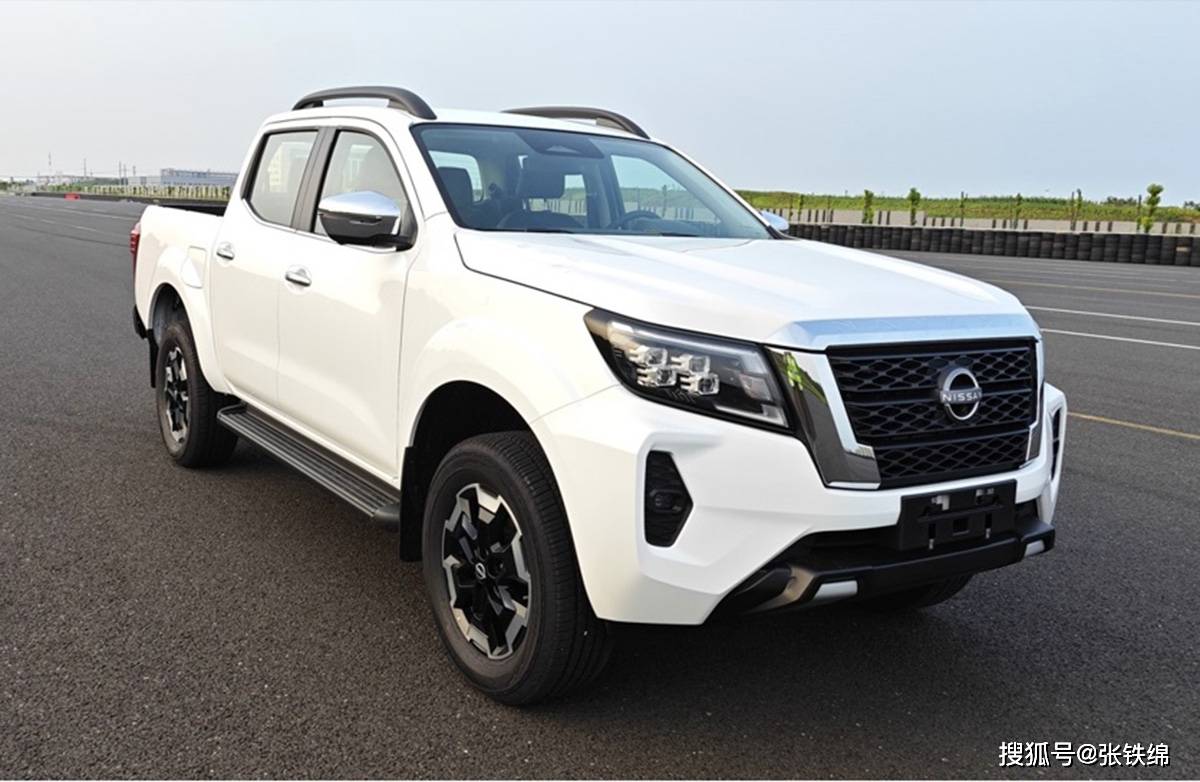 新款日產納瓦拉正式申報,外觀很硬朗,車長5282mm,2.3T柴油動力