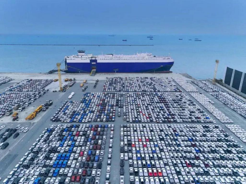 過去半年每一分鐘,就有12輛中國汽車駛向世界的碼頭