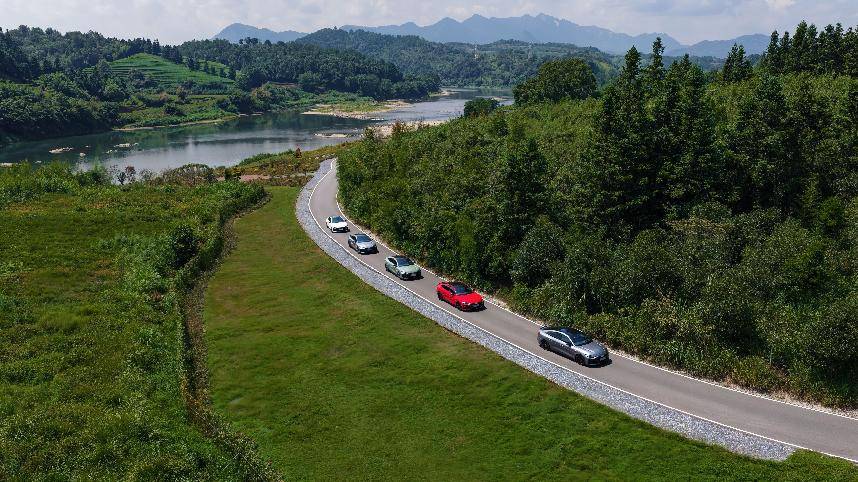 當駕駛樂趣遇見華為智駕:燃油奧迪的新答案