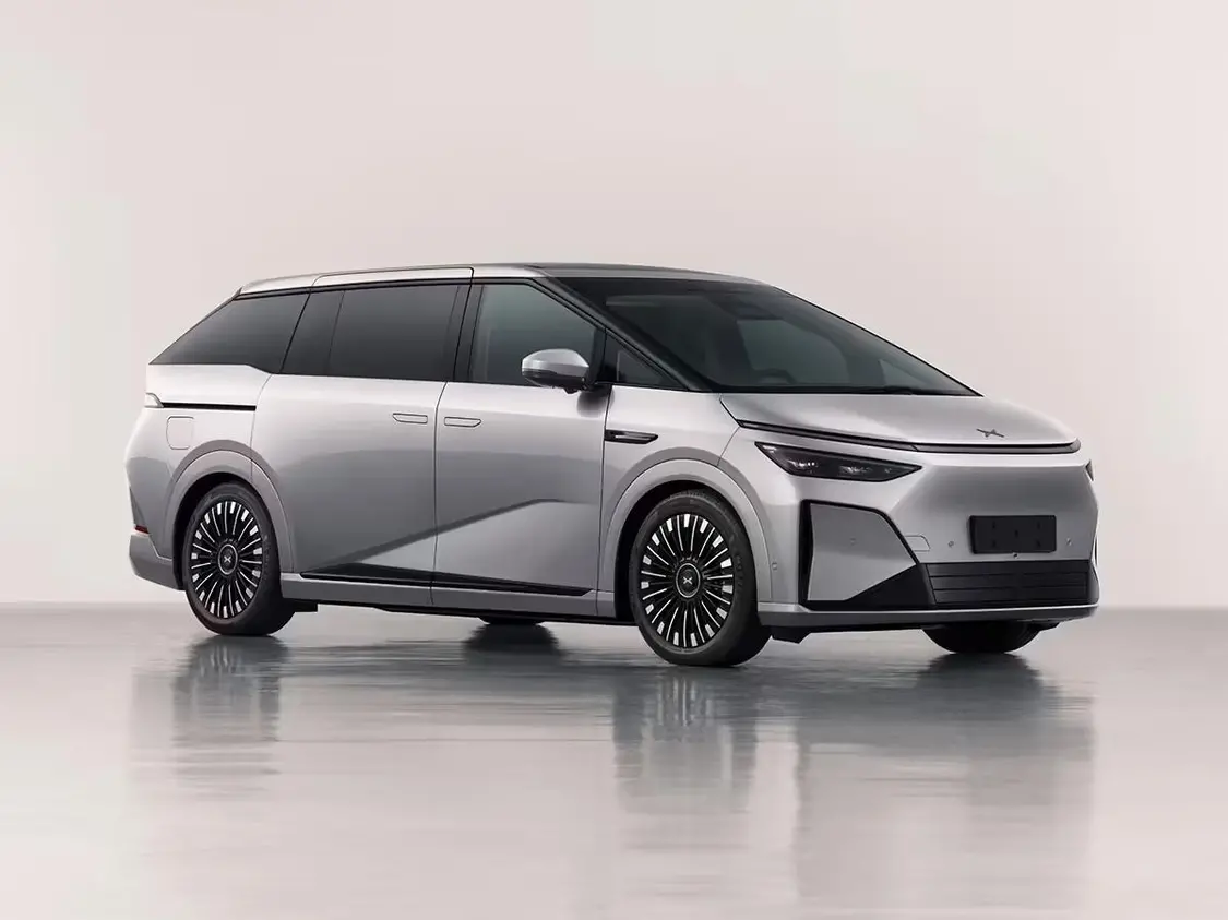 泰國(guó)華裔新總理乘坐這款中國(guó)車出席就職宣誓儀式