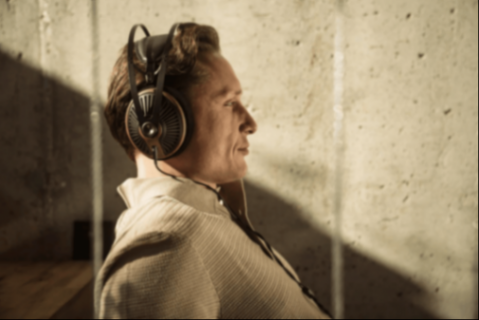 梅澤Meze新頭戴耳機105 SILVA評測: 中世紀現代主義設計的高保真之聲