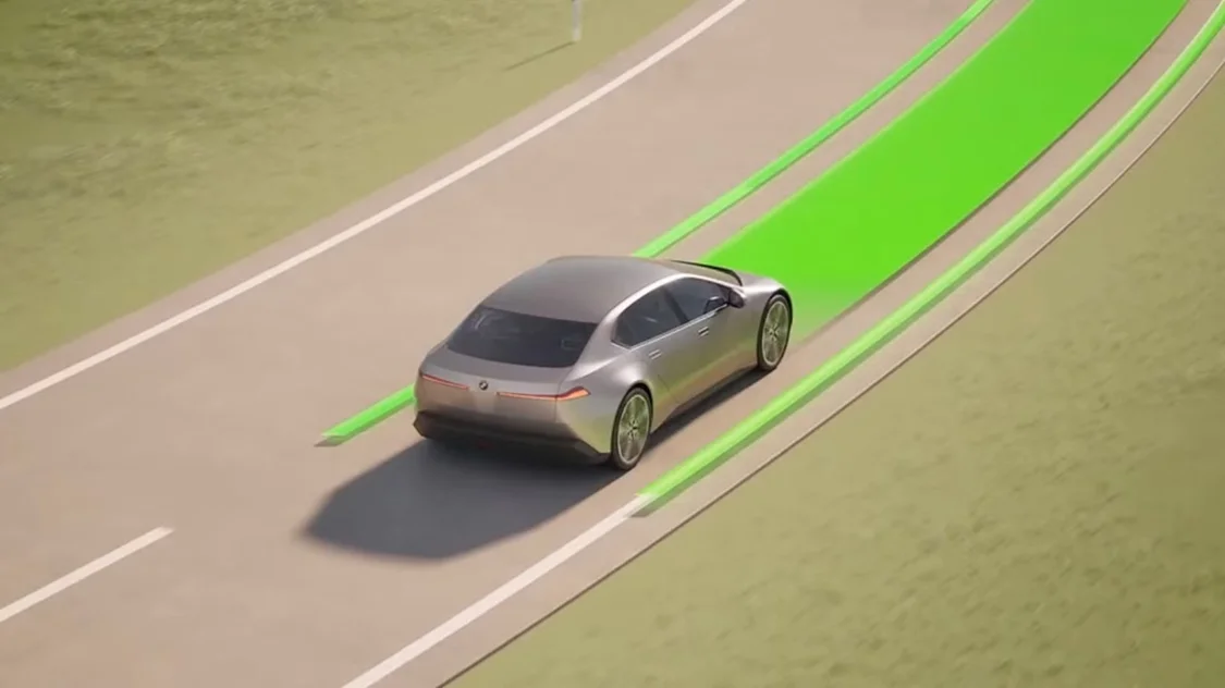 寶馬iX3宣傳片現(xiàn)神秘四門電動(dòng)轎車,融合i8與Neue Klasse設(shè)計(jì)