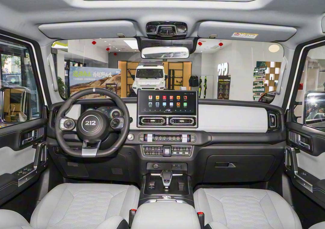 212 T01柴油版上市售16.59萬元,油耗更低續航更長