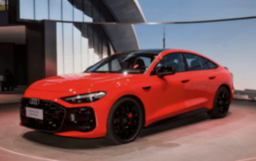 純電奧迪A4曝光,700km續(xù)航挺好,但造型看不下去