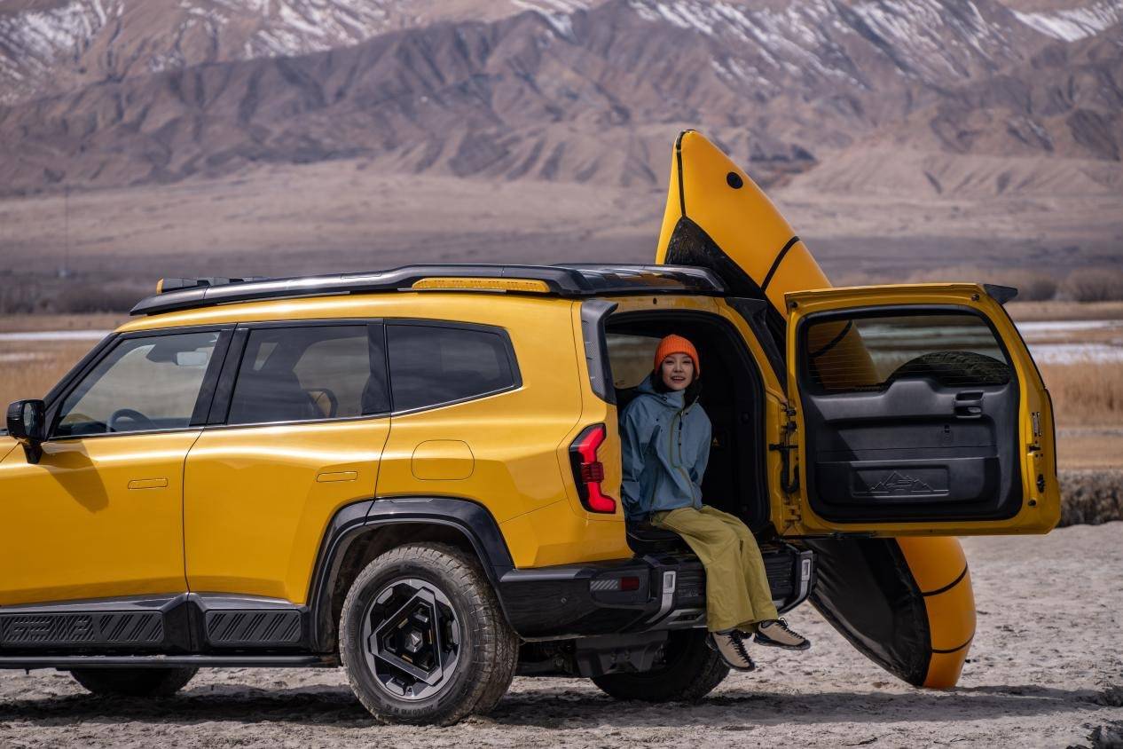 深藍G318對比方程豹鈦7,誰才是用戶出行最優選?