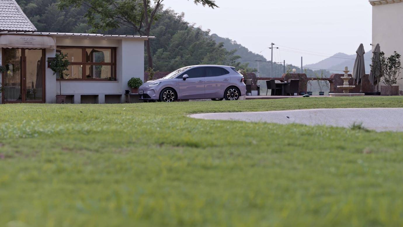 全新MG4出道即爆,從雙榜單看10萬級純電新標桿