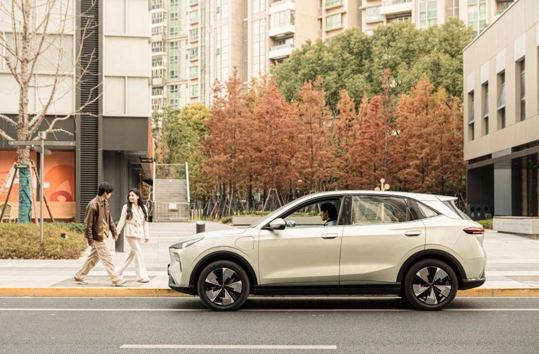 8萬級想要大續(xù)航?秋季出行就選悅意03暢享版