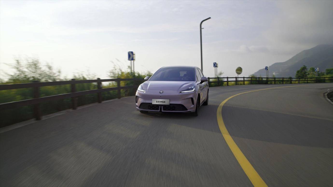 全新MG4出道即爆,從雙榜單看10萬級純電新標桿