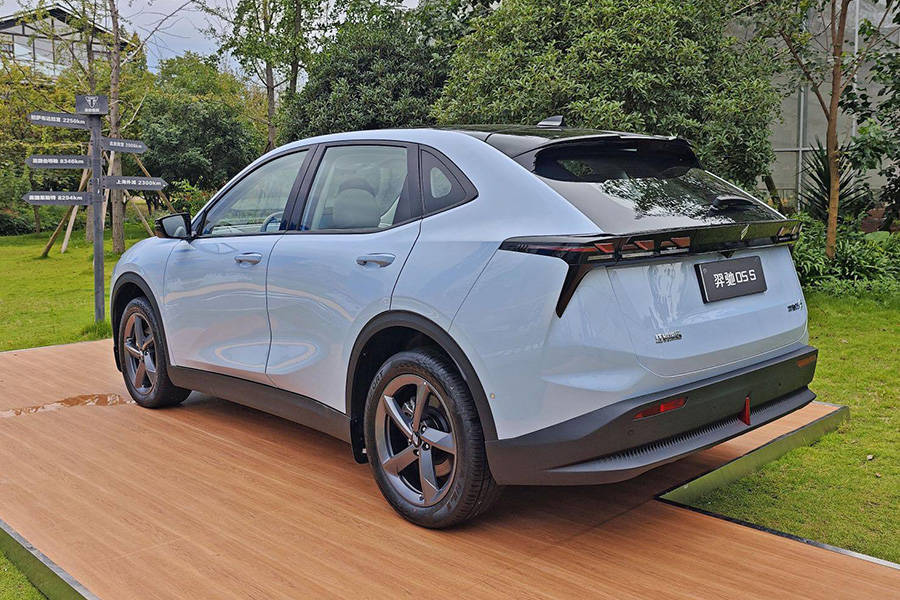 指導價9.78-12.78萬元 江鈴羿馳05S上市