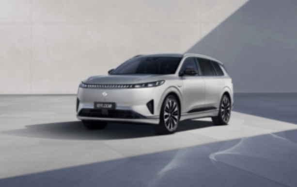 分別5.88萬/15.99萬起 2026款納米01/2026款eπ008五座版上市